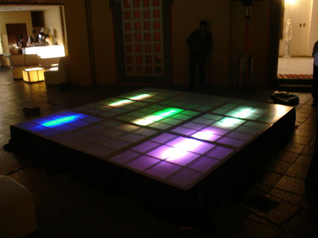 PISTA ILUMINADA 40 CM ALTURA